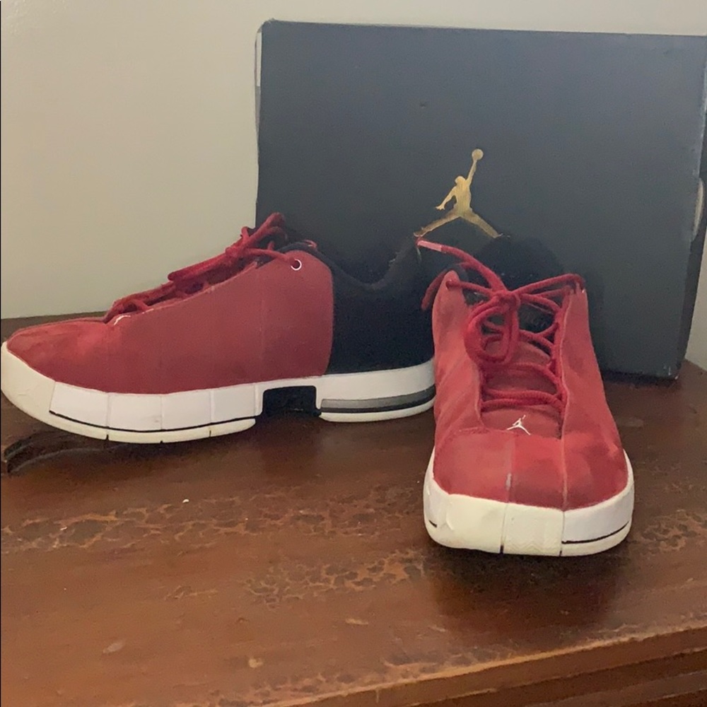 Men’s Jordan TE 2 Low size 8